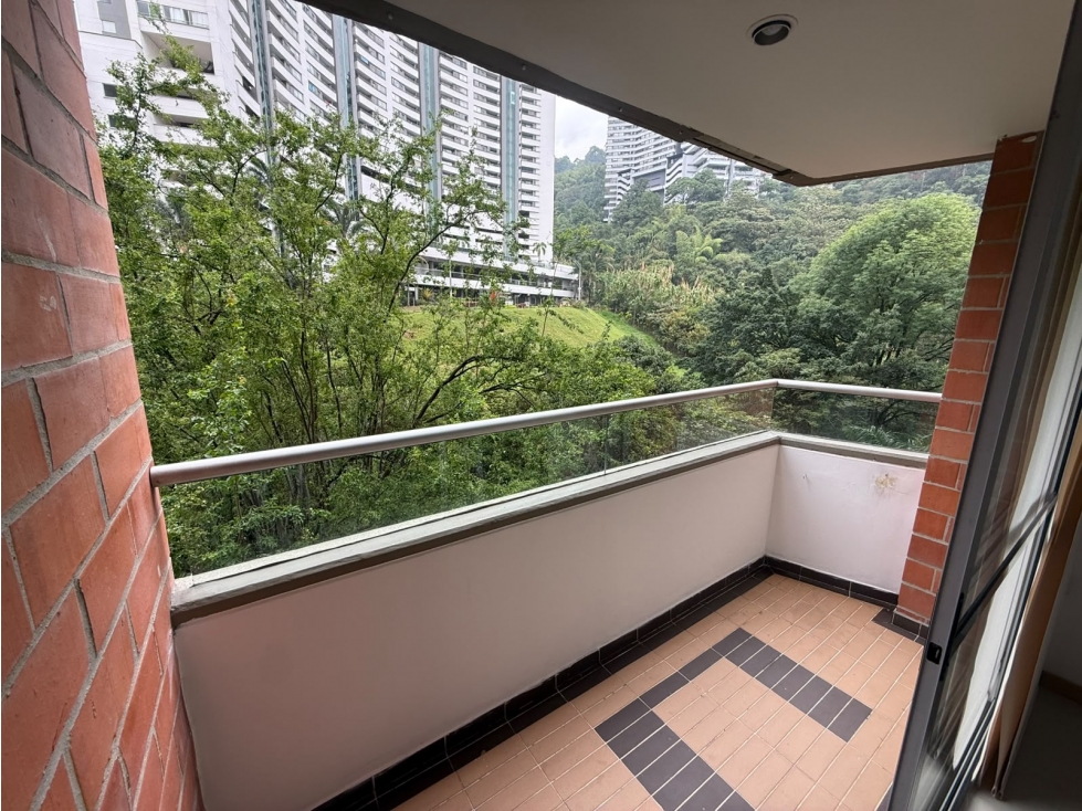 VENDO APARTAMENTO EN LA LOMA DEL INDIO — foto 5