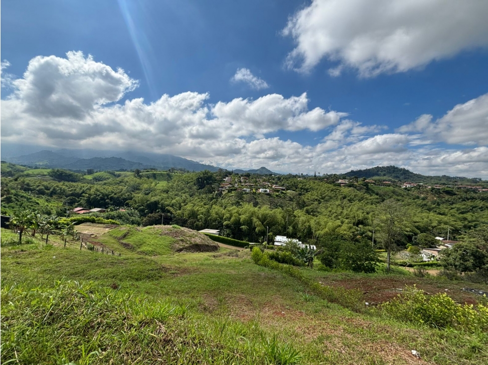 VENTA DE LOTE EN EL SECTOR DE COMBIA RISARALDA.