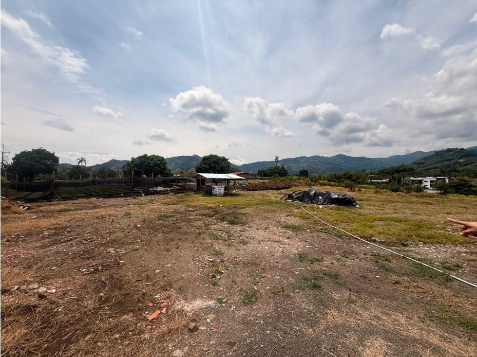 VENTA DE LOTE EN COMBIA