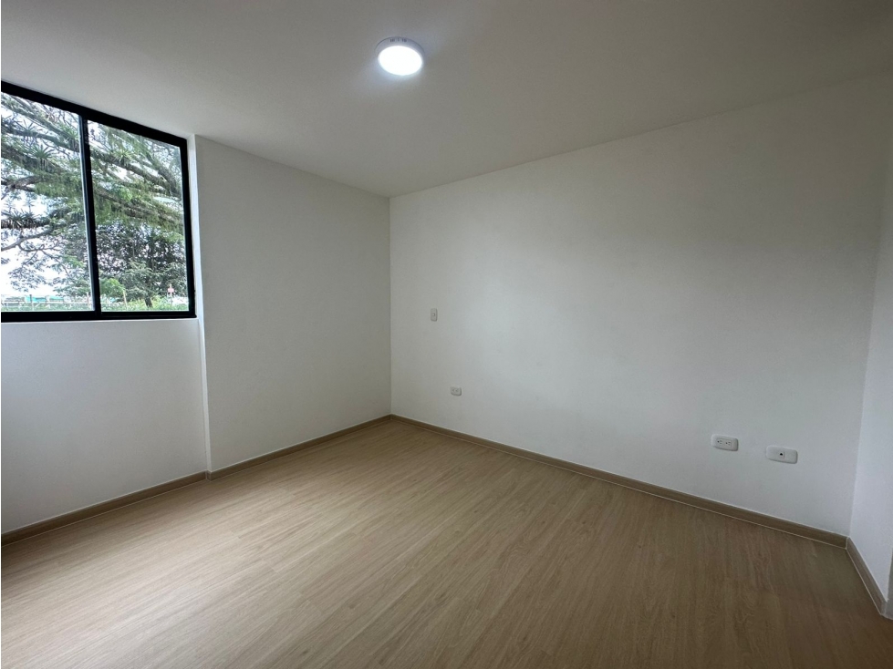 SE RENTA APARTAMENTO EN CERRITOS SECTOR UKUMARI — foto 5