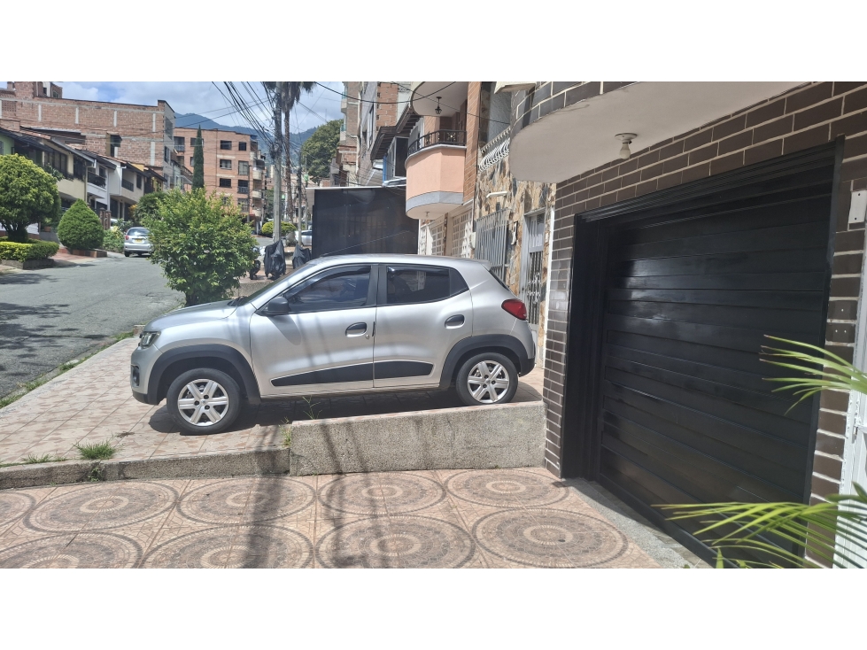 VENTA DE CASA, PROPIEDAD HORIZONTAL, LA CABAÑITA, BELLO — foto 3
