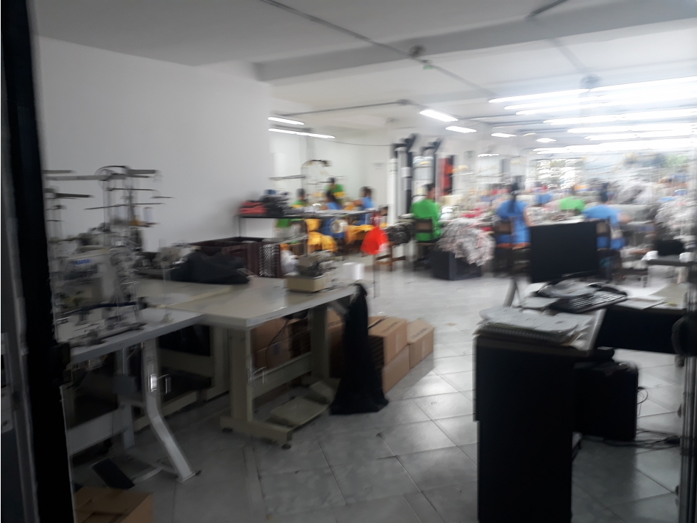 VENTA BODEGA EN MEDELLIN - 4