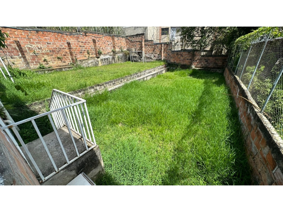 OPORTUNIDAD DE INVERSIÓN LOTE EN ROBLEDO LA CAMPIÑA, MEDELLÍN