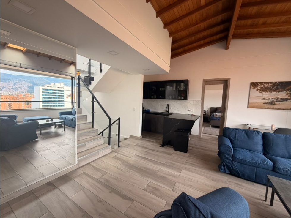 Penthouse Triplex en venta Laureles