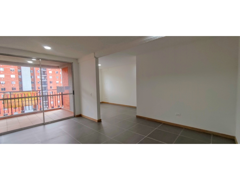 VENTA DE APARTAMENTO EN RIONEGRO - FONTIBÓN CERCA AL PARQUE PPAL