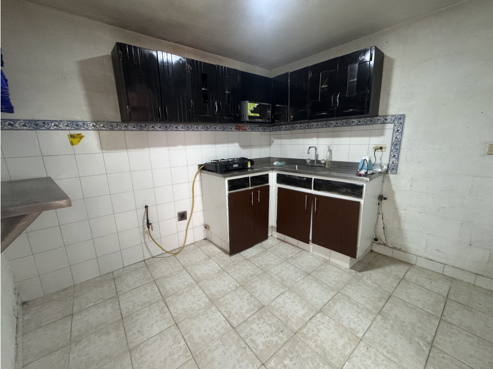 CASA Y APARTAESTUDIO EN ROBLEDO PAJARITO, MEDELLIN — foto 3