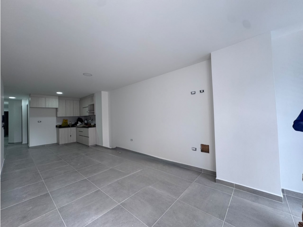 APARTAMENTO NUEVO PARA ESTRENAR EN EL SECTOR OBRERO — foto 3