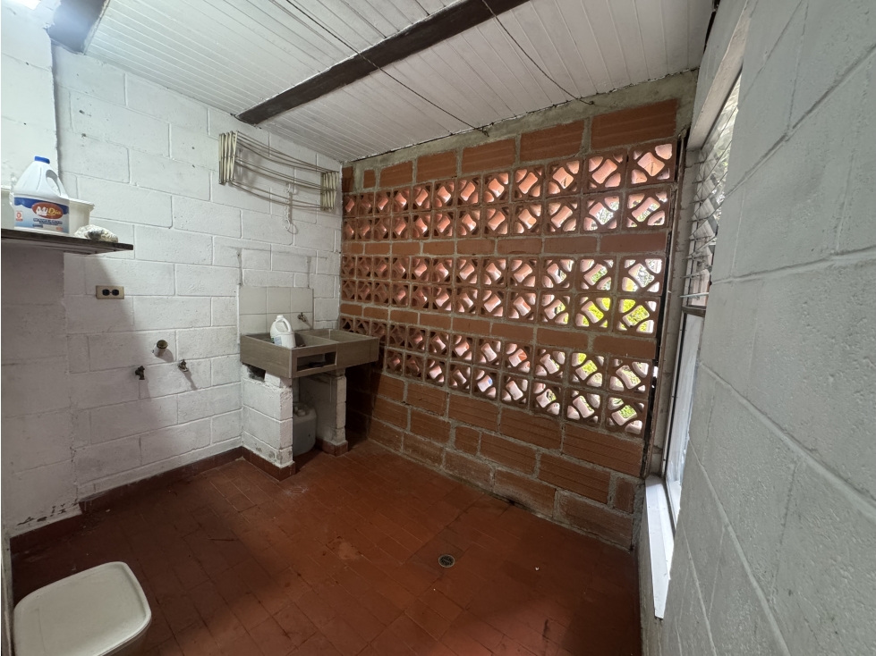 CASA Y APARTAESTUDIO EN ROBLEDO PAJARITO, MEDELLIN — foto 4
