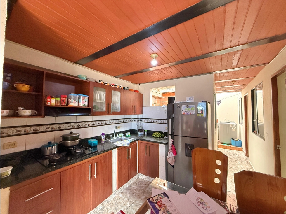 VENTA DE CASA EN BELLO ALTOS DE NIQUIA PISO 3 CON TERRAZA — foto 6