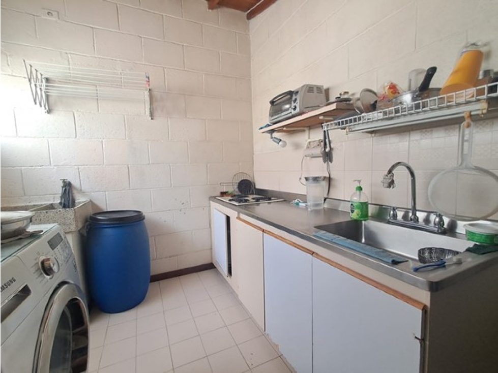 VENTA DE CASA EN ROBLEDO CERCA AL FERRINI, MEDELLIN — foto 2