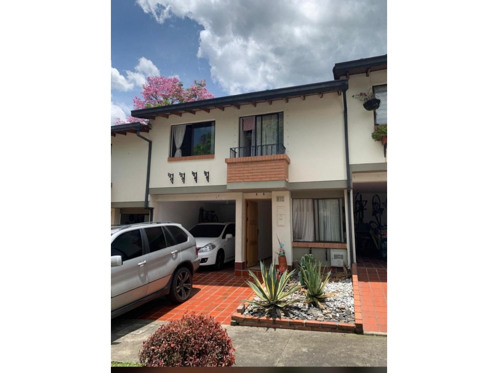 SE VENDE CASA EN SABANETA UNIDAD CERRADA — foto 2