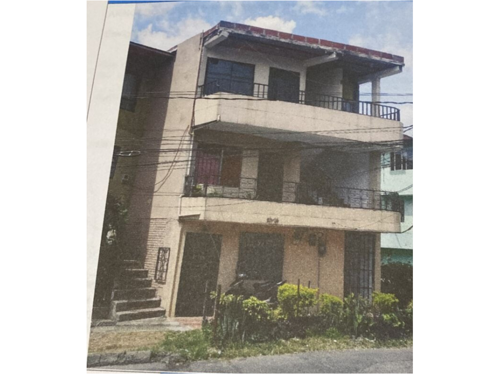 VENTA EDIFICIO COMPLETO EN ITAGUI EXCELENTE PARA INVERSION - 1