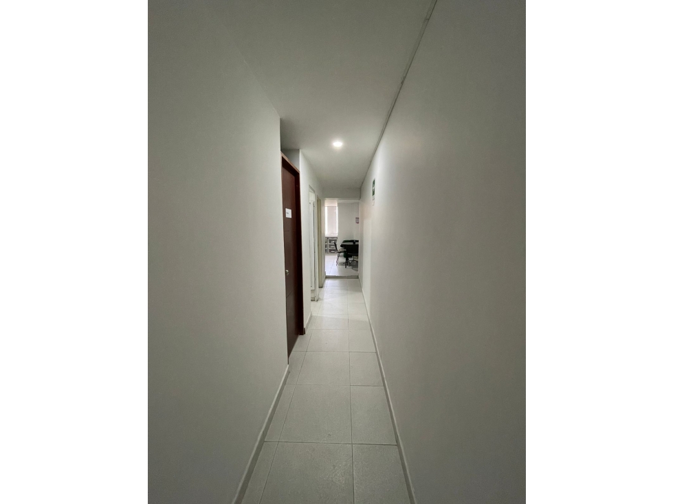 ARRIENDO LOCAL IDEAL PARA EMPRESA DE CARNICOS - 1