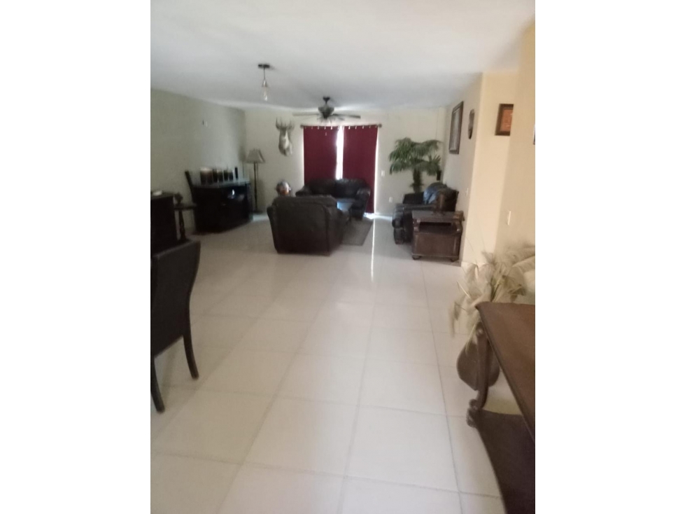 CASA EN VENTA CON TERRAZA - 4