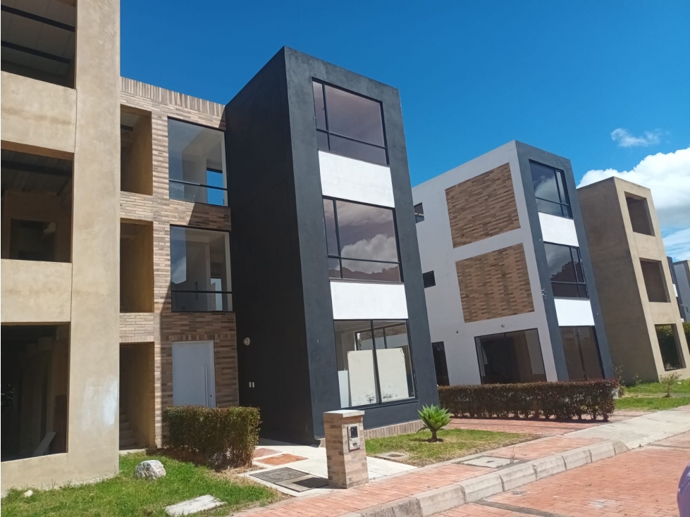 Vendo casa cota conjunto Meryland - 1