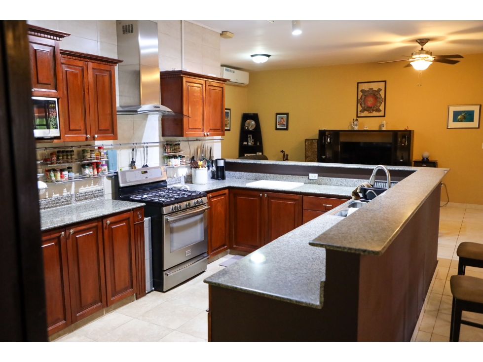 Casa de Playa en Venta en San Marino Oceanfront, Portobelo, Colón - 4