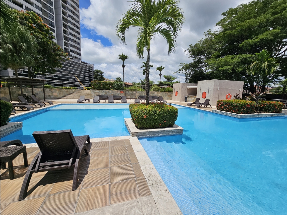 Country Club, Venta de Apartamentos Nuevos en Condado del Rey, Panamá
