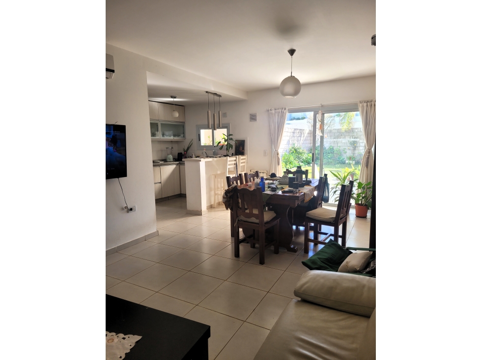 En Venta, Chacras del Norte 2, Duplex de 3 Dorm! - 2