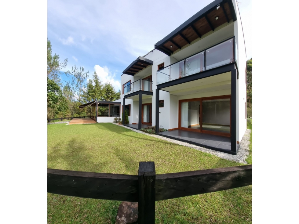 CASA CAMPESTRE EN EL RETIRO-SECTOR PARQUE DE SAN JOSE — foto 2