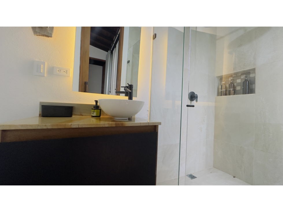 HERMOSA CASA CAMPESTRE EN EL RETIRO-MONTE SERENO REFUGIO — foto 5