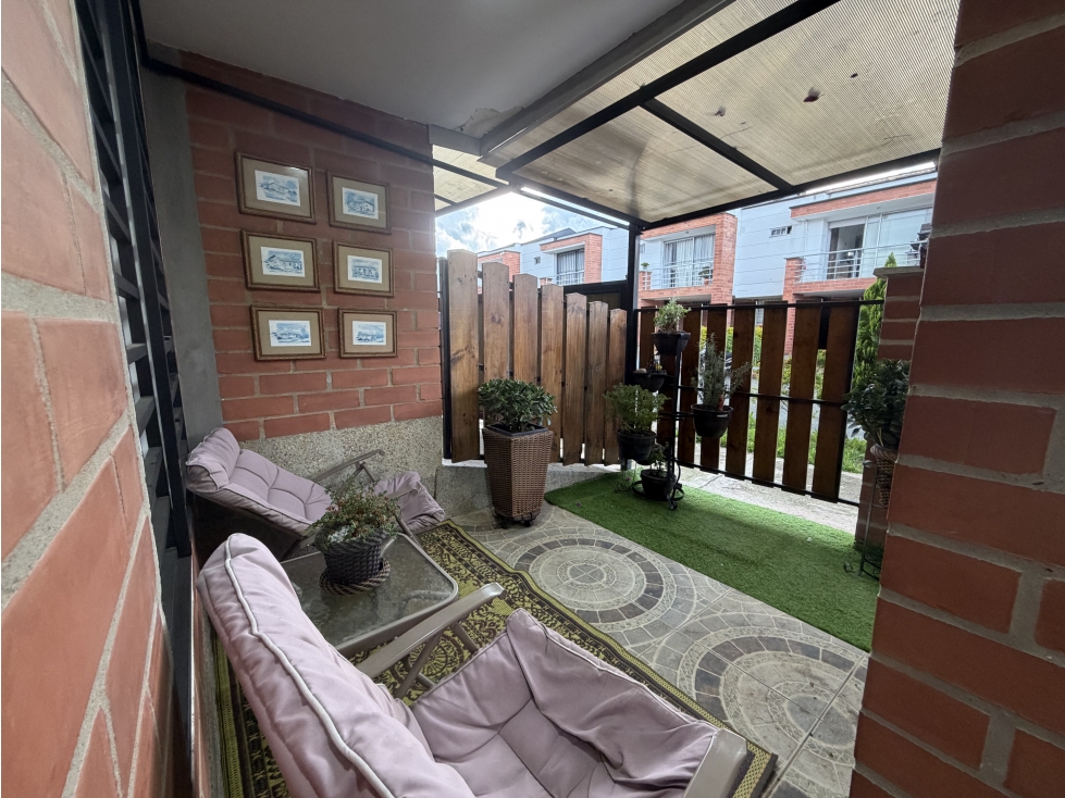 CASA EN JARDINES DEL CAMPO - LA CEJA — foto 2