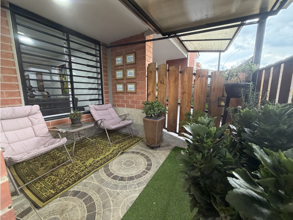 CASA EN JARDINES DEL CAMPO - LA CEJA — foto 3