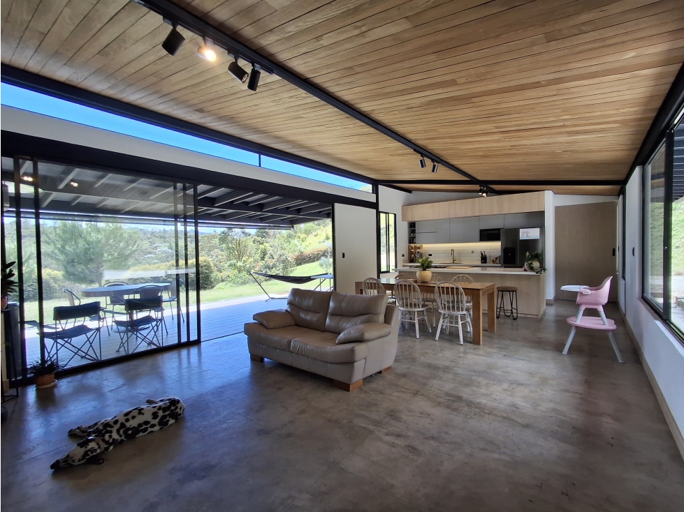 HERMOSA CASA FINCA EN EL RETIRO-SECTOR VIA DON DIEGO LA CEJA — foto 2