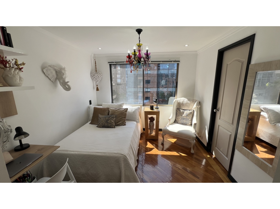 HERMOSO APARTAMENTO EN EL POBLADO, MEDELLÍN — foto 6