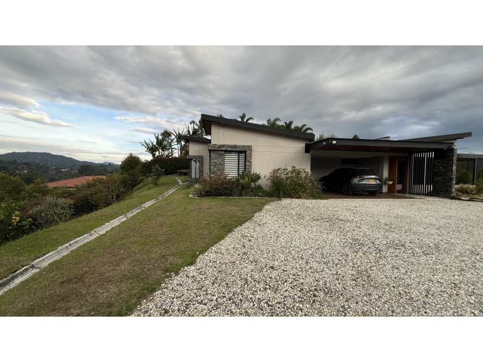 CASA CAMPESTRE EN EL RETIRO-SECTOR VIA PANTANILLO — foto 2