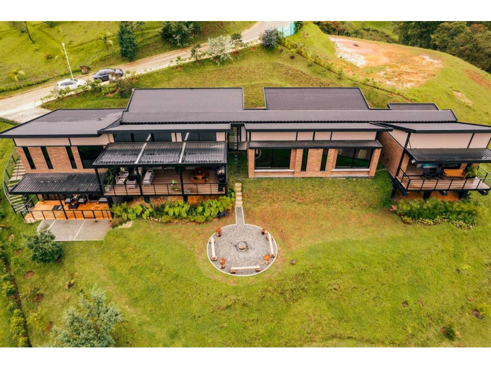 CASA CAMPESTRE EN VENTA 568 m² - MONTE SERENO, EL RETIRO