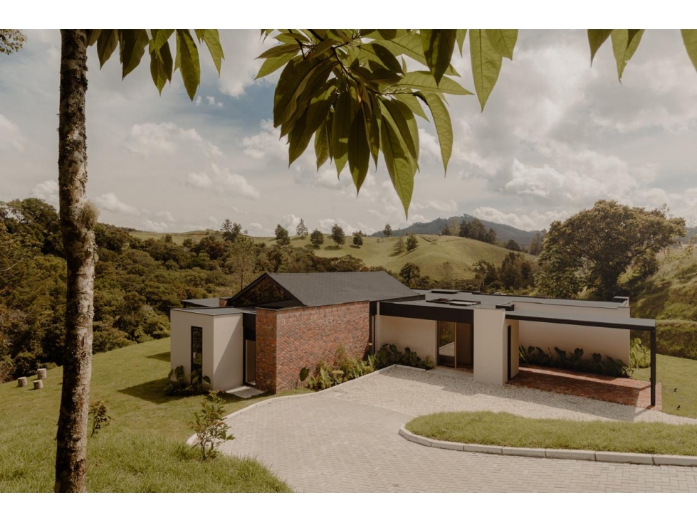 CASA CAMPESTRE EN MONTE SERENO VILLAS