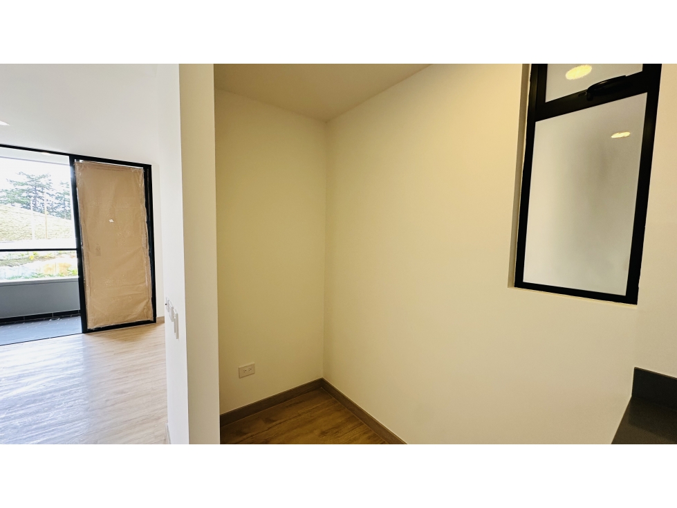 HERMOSO APARTAMENTO EN LA CEJA-SECTOR POLIDEPORTIVO MADEROS — foto 3