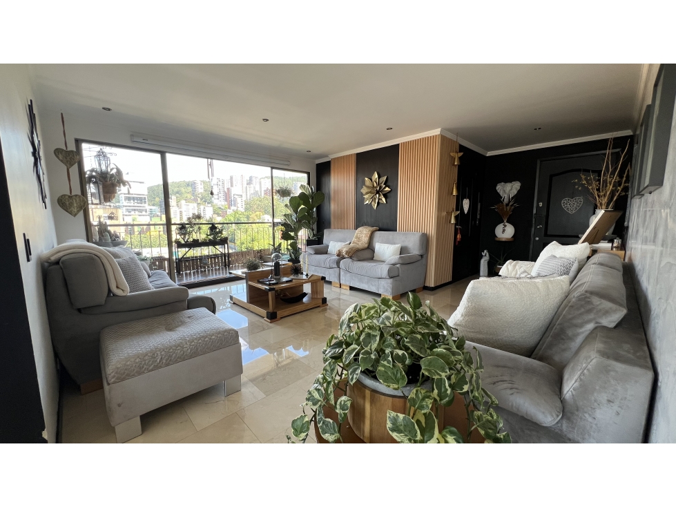 HERMOSO APARTAMENTO EN EL POBLADO, MEDELLÍN — foto 4