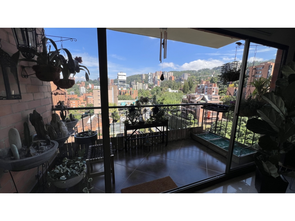 HERMOSO APARTAMENTO EN EL POBLADO, MEDELLÍN — foto 5
