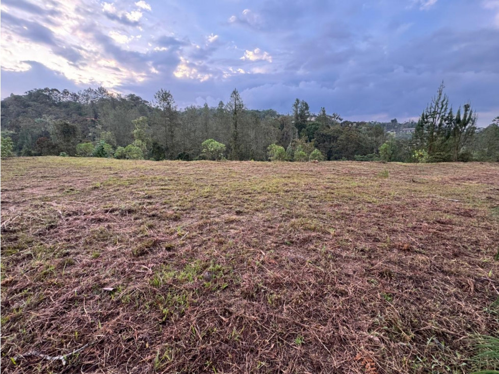 LOTE EN MONTE SERENO REFUGIO