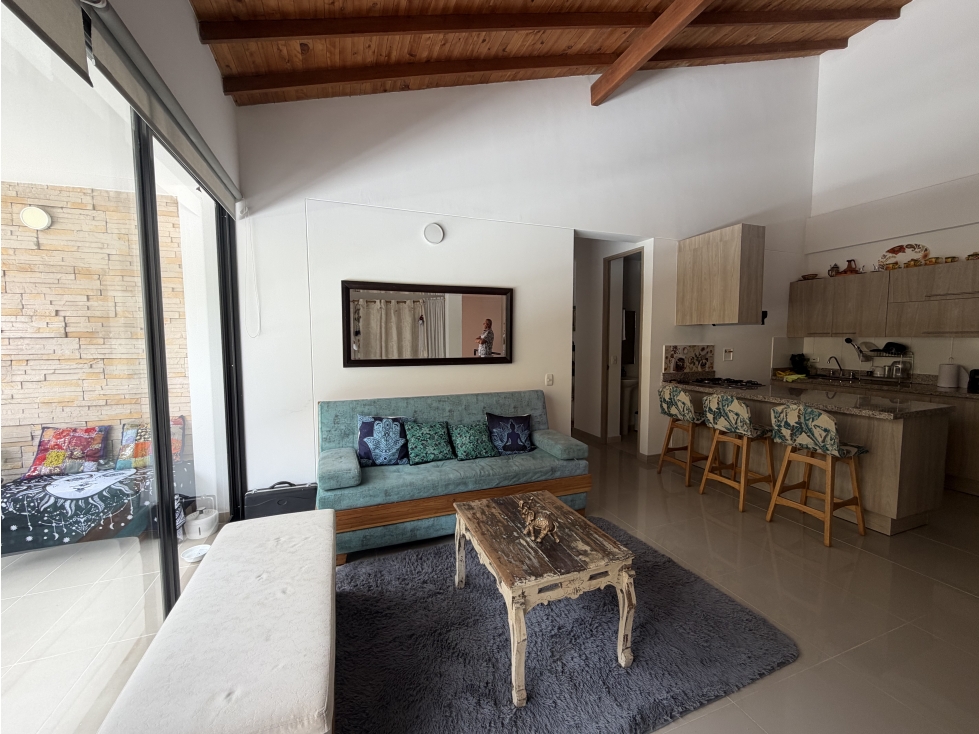 LUJOSO APARTAMENTO EN EL RETIRO-BOSQUES DE NORMANDIA
