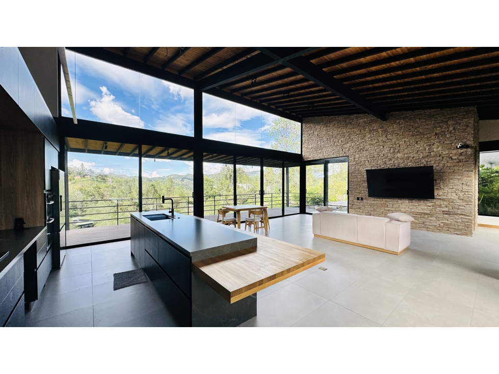 HERMOSA CASA CAMPESTRE EN EL RETIRO-SECTOR VIA PANTANILLO — foto 4