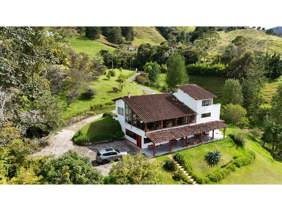 CASA CAMPESTRE 600m² LA CEJA