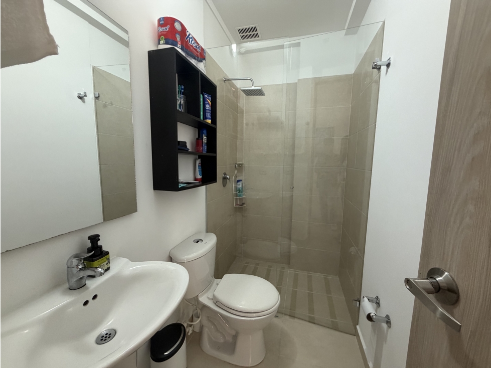LUJOSO APARTAMENTO EN EL RETIRO-BOSQUES DE NORMANDIA — foto 6