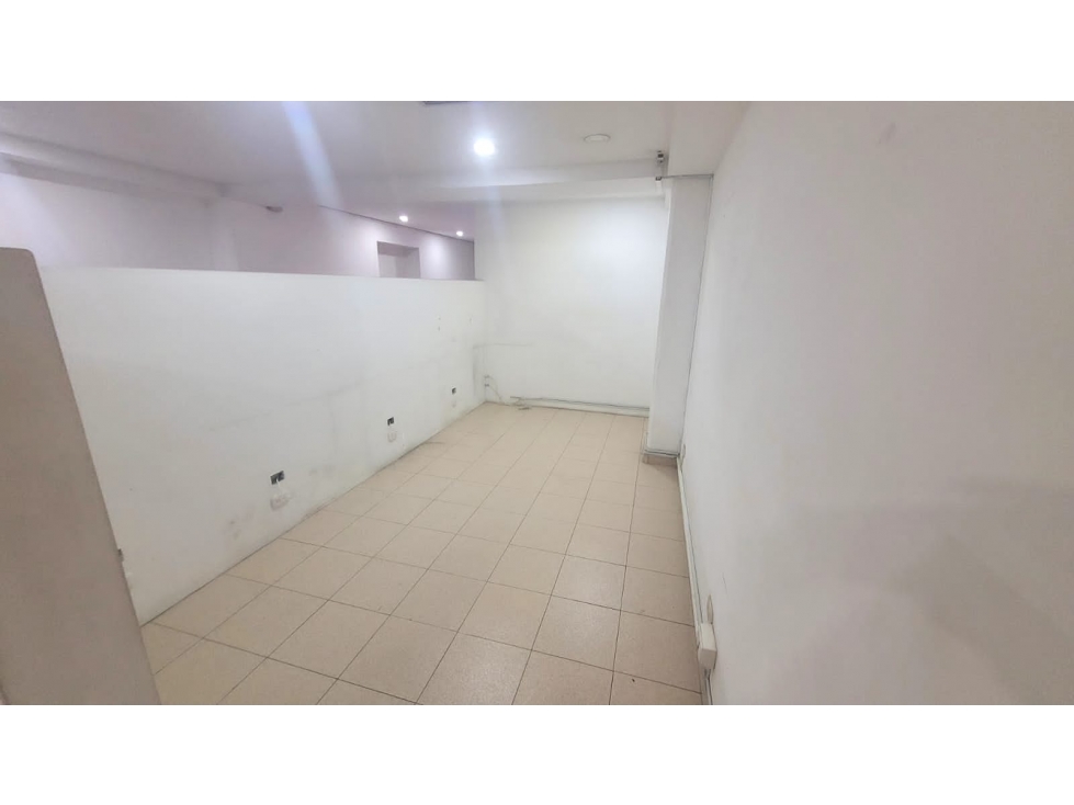 Edificio de cuatro pisos para la venta en el centro de Pereira!!! — foto 2