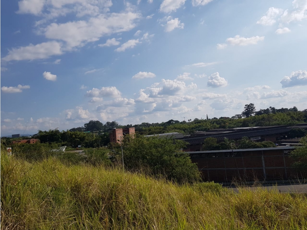 Lote en la Avenida del Sur para la venta, Pereira!!!