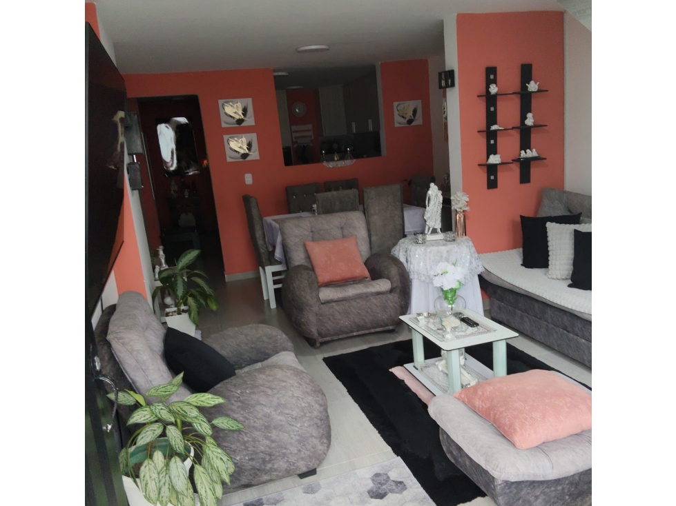 Casa peatonal para la venta en Frailes, Villa Mariela, Dosquebradas