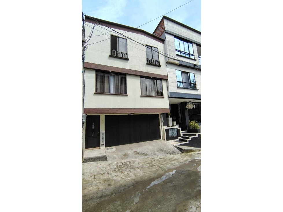 Casa duplex para la venta en los Naranjos, Dosquebradas!!!