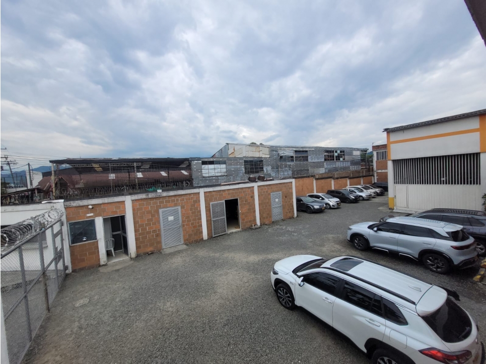 Bodega para la venta en el sector de la Badea, Dosquebradas!! - 2