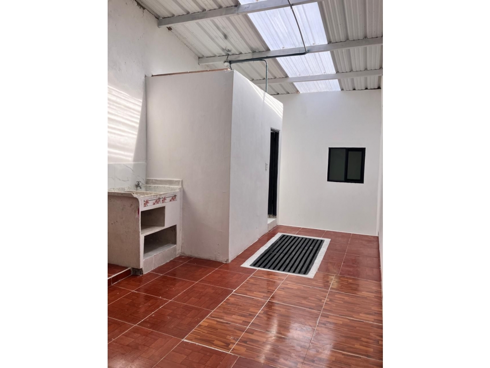 Casa con viviendas independientes para la venta en centro de Pereira — foto 2
