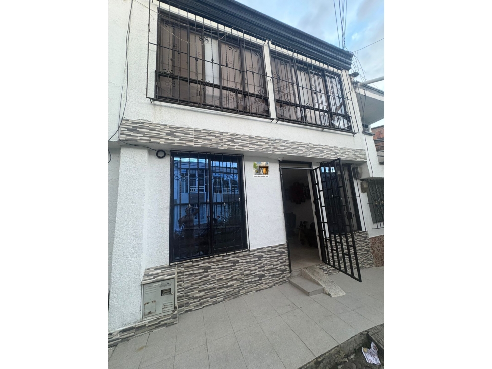 Casa para la venta en Altos de Santa Monica,Dosquebradas!!
