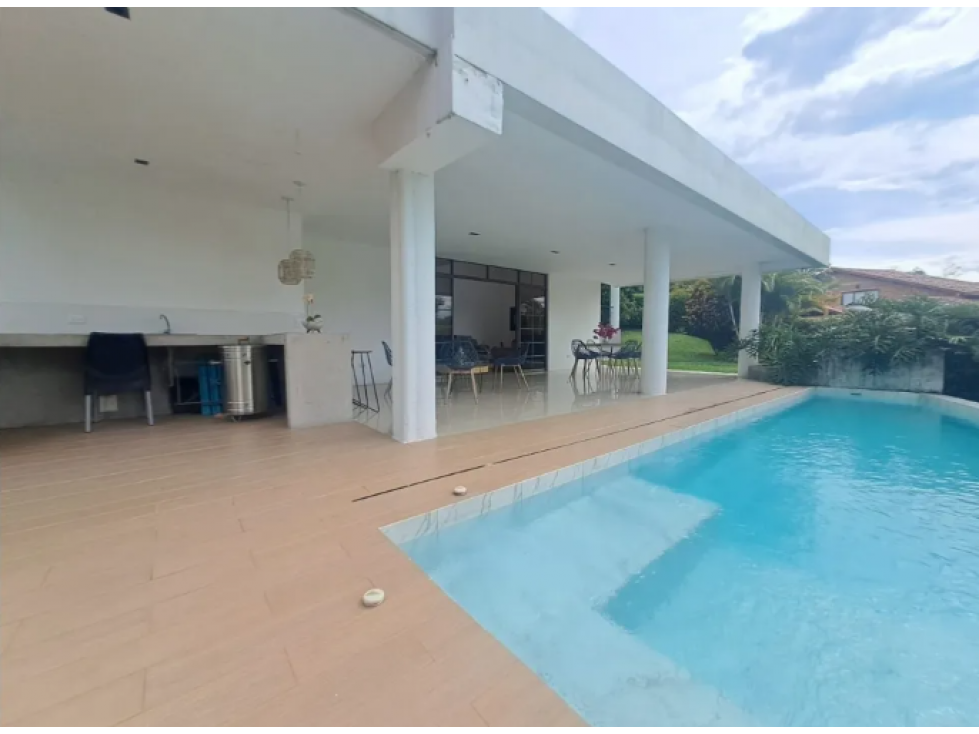 Casa campestre en condominio para la venta en Cerritos, Pereira!!!