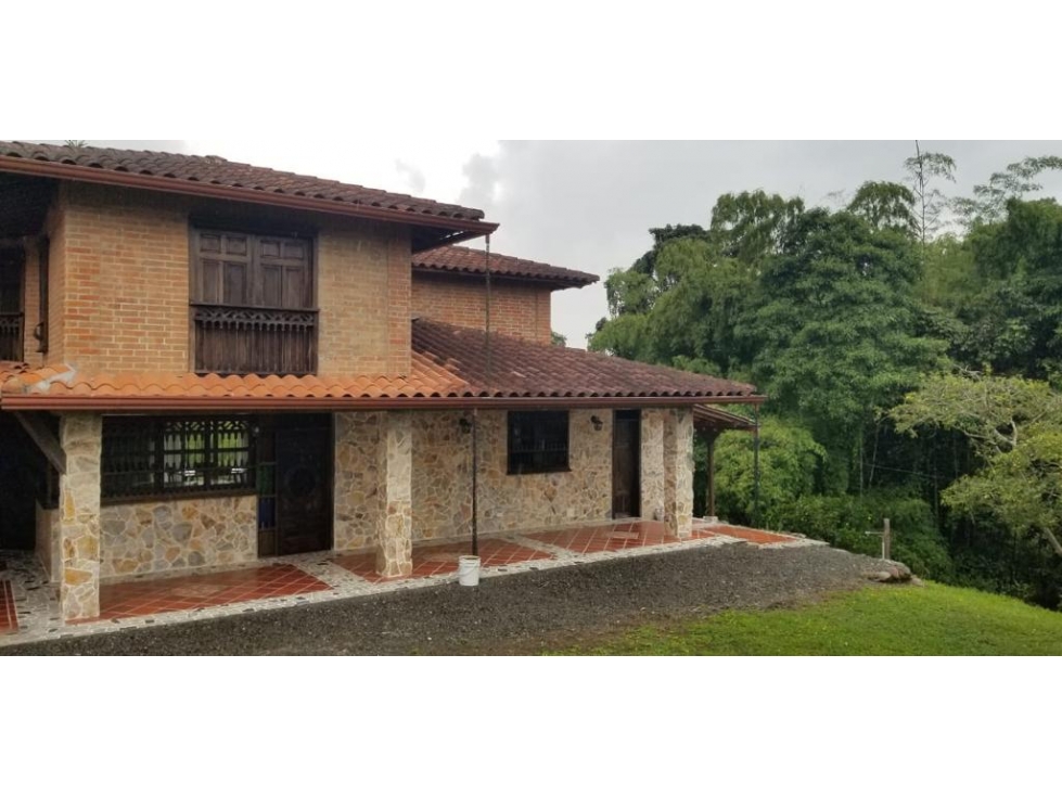 Casa campestre independiente para arriendo en la Vía Pereira - Armenia — foto 2