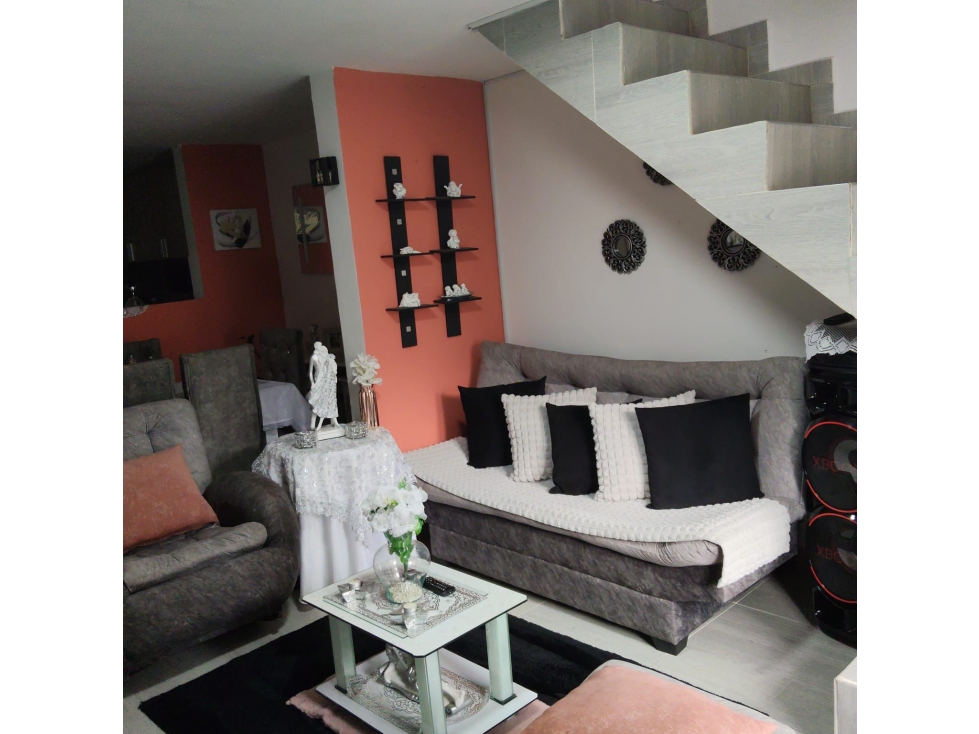 Casa peatonal para la venta en Frailes, Villa Mariela, Dosquebradas — foto 2