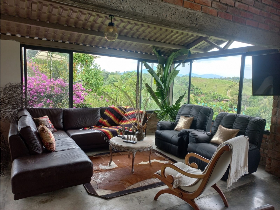 Casa campestre independiente para arriendo en Morelia, Pereira!!!